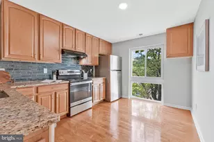 9506 Miranda Ct, Fairfax, VA 22031 - Photo 18