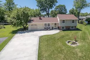 5705 Buckingham Palace Ct, Alexandria, VA 22315 - Photo 1