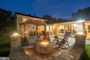 5705 Buckingham Palace Ct, Alexandria, VA 22315 - Photo 1