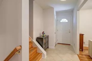 5705 Buckingham Palace Ct, Alexandria, VA 22315 - Photo 8