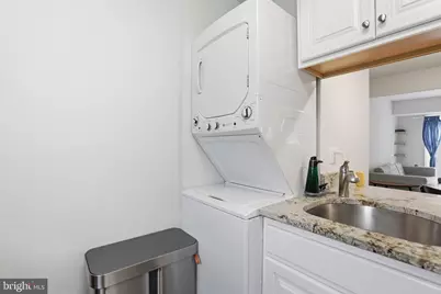 6144 Strasburg Drive, Centreville, VA 20121 - Photo 22