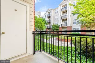 2665 Prosperity Ave, Fairfax, VA 22031 - Photo 14