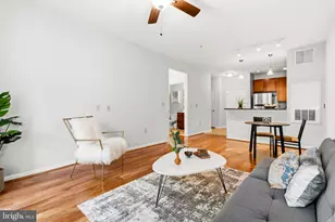 2665 Prosperity Ave, Fairfax, VA 22031 - Photo 8