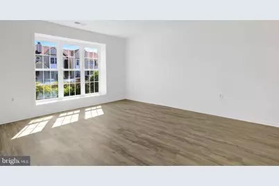 7825 Harrowgate Circle #B, Springfield, VA 22152 - Photo 6