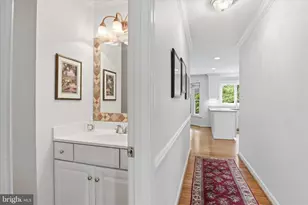 9833 Squaw Valley Dr, Vienna, VA 22182 - Photo 18
