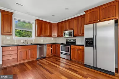 15125 Braddock Road #STUDIO APARTMENT, Centreville, VA 20120 - Photo 4