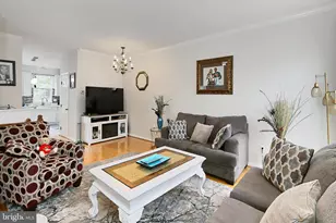 8509 Towne Manor Ct, Alexandria, VA 22309 - Photo 10