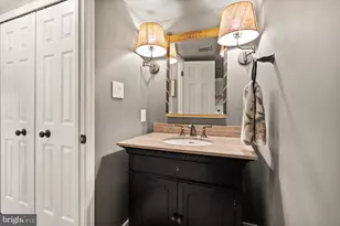 10314 Hickory Creek Ct, Great Falls, VA 22066 - Photo 16