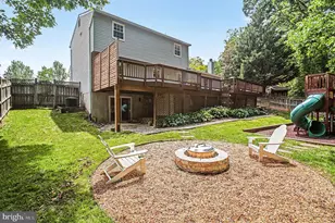 9770 Turnbuckle Dr, Burke, VA 22015 - Photo 38