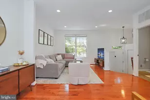 14618 Stream Pond Dr, Centreville, VA 20120 - Photo 16