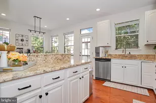 14618 Stream Pond Dr, Centreville, VA 20120 - Photo 18