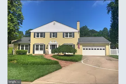 7327 Yates Court, McLean, VA 22101 - Photo 2