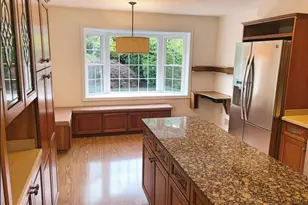 7327 Yates Ct, McLean, VA 22101 - Photo 10