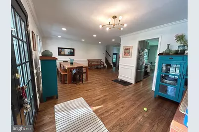 725 Forest Park Road, Great Falls, VA 22066 - Photo 4
