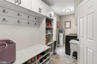15403 Martins Hundred Dr, Centreville, VA 20120 - Photo 20