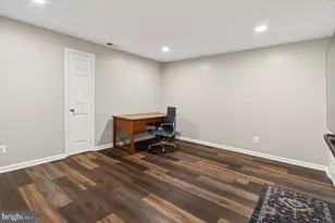 15403 Martins Hundred Dr, Centreville, VA 20120 - Photo 36