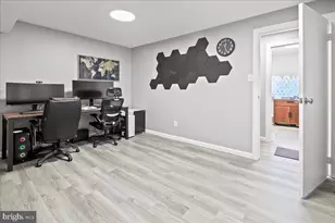 12780 Bradwell Rd, Herndon, VA 20171 - Photo 46