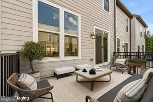 2433 Liberty Loop, Herndon, VA 20171 - Photo 16
