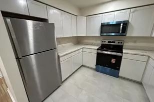 11328 Westbrook Mill Ln, Fairfax, VA 22030 - Photo 4