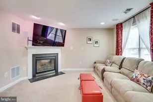 13598 Lavender Mist Ln, Centreville, VA 20120 - Photo 4
