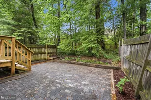 5404 Charleston Woods Dr, Fairfax, VA 22032 - Photo 38