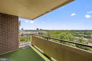 1800 Old Meadow Rd, McLean, VA 22102 - Photo 6