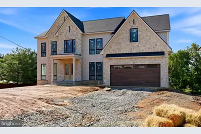 10801 Mason Hunt Court, Reston, VA 20190 - Photo 2