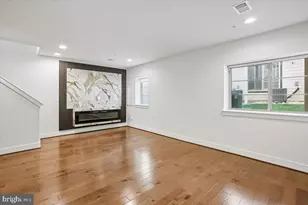 2865 Lowen Valley Rd, Alexandria, VA 22303 - Photo 8