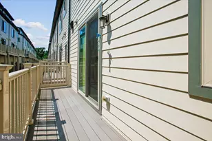2865 Lowen Valley Rd, Alexandria, VA 22303 - Photo 22