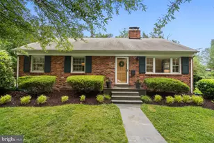 1504 Dare Ct, Alexandria, VA 22308 - Photo 2
