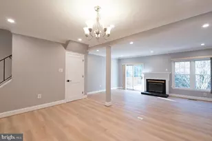 7434 Chummley Ct, Falls Church, VA 22043 - Photo 8