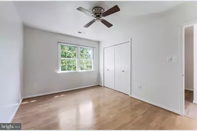 818 Sycamore Court, Herndon, VA 20170 - Photo 32