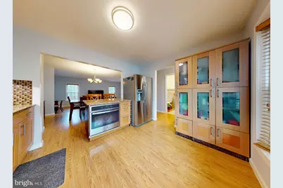 7302 Rolling Oak Lane, Springfield, VA 22153 - Photo 6