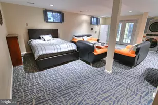 4304 Silas Hutchinson Dr, Chantilly, VA 20151 - Photo 44