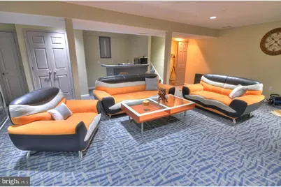 4304 Silas Hutchinson Drive, Chantilly, VA 20151 - Photo 8