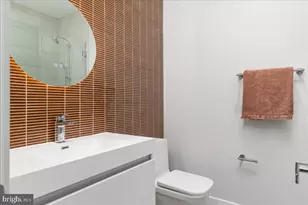 2841 Edgelea Rd, Vienna, VA 22181 - Photo 32