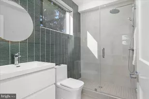 2841 Edgelea Rd, Vienna, VA 22181 - Photo 28