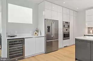 2841 Edgelea Rd, Vienna, VA 22181 - Photo 16
