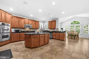 9502 Ferry Hall Ct, Alexandria, VA 22309 - Photo 8