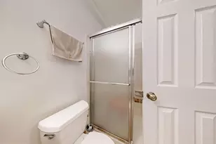 7302 Rolling Oak Ln, Springfield, VA 22153 - Photo 20
