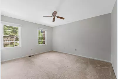 2827 Kelly Square, Vienna, VA 22181 - Photo 20