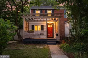 2713 Albemarle Dr, Alexandria, VA 22303 - Photo 2