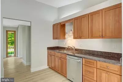 822 Walker Road, Great Falls, VA 22066 - Photo 6