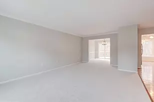 10332 Mockingbird Pond Ct, Burke, VA 22015 - Photo 6