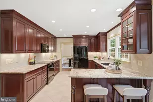 13702 Springstone Ct, Clifton, VA 20124 - Photo 12