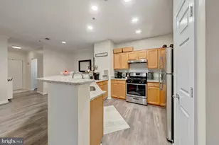 5106 Travis Edward Way, Centreville, VA 20120 - Photo 14