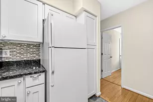 6923 Victoria Dr, Alexandria, VA 22310 - Photo 12