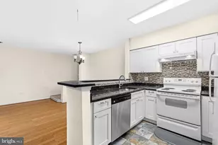 6923 Victoria Dr, Alexandria, VA 22310 - Photo 10