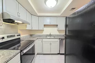 8848 Walutes Cir, Alexandria, VA 22309 - Photo 8