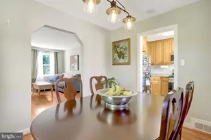 2850 Brook Dr, Falls Church, VA 22042 - Photo 12